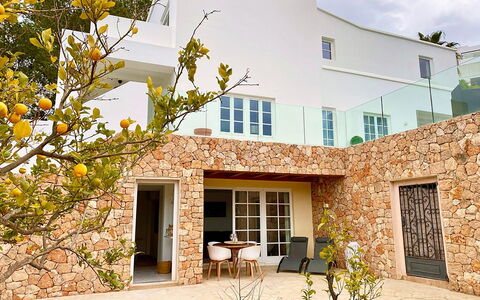 Villa Joel: Home, Estate, Outdoor Furniture, Balcony, Villa, Chair, Design, Shade, Yard, Landscaping