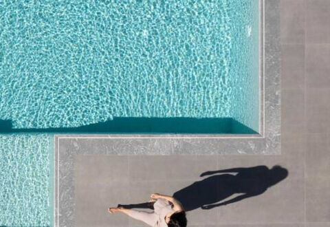 Villa Akrotiri: Swimming Pool, Leisure, Composite Material, Resort, Tile, Vacation, Outdoor Furniture