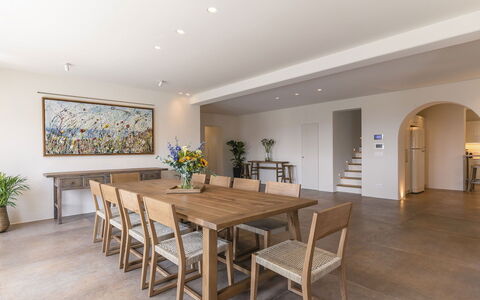 Villa Wolf: Furniture, Flooring, Interior Design, Floor, Wood, Table, Kitchen & Dining Room Table, Ceiling, Chair, Dining Room