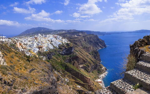 Villa Estia: Coast, Terrain, Coastal And Oceanic Landforms, Headland, Cliff, Promontory, Sea, Geology, Klippe