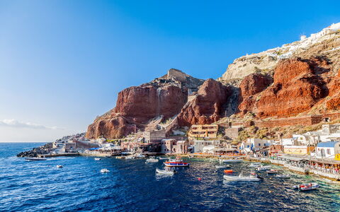 Villa Estia: Water, Body Of Water, Boat, Coast, Watercraft, Sea, Coastal And Oceanic Landforms, Terrain, Cliff, Promontory