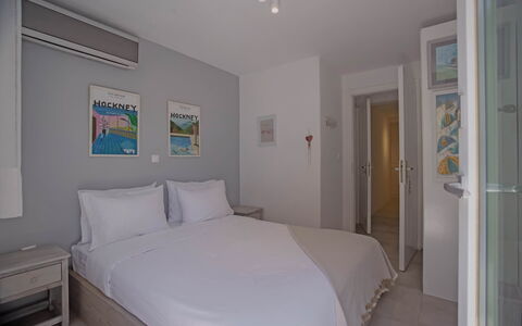 Villa Talassa: Furniture, Apartment, Interior Design, Home, Floor, Bedroom, Bed, Chair, Pillow, Bedding