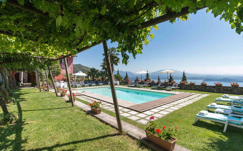 Mariuccia 1: Swimming Pool, Resort, Outdoor Furniture, Eco Hotel, Mountain Range, Hacienda, Leisure, Flowerpot, Resort Town, Shade