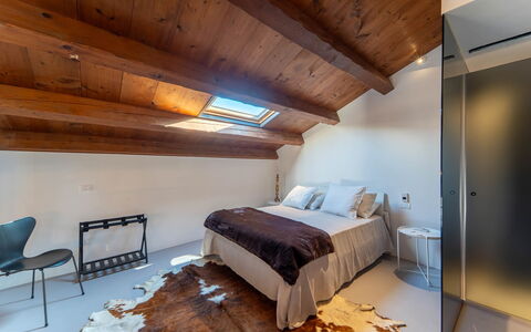 Iris House: Flooring, Wood, Floor, Interior Design, Ceiling, Wood Flooring, Bedroom, Room, Bed, Hardwood