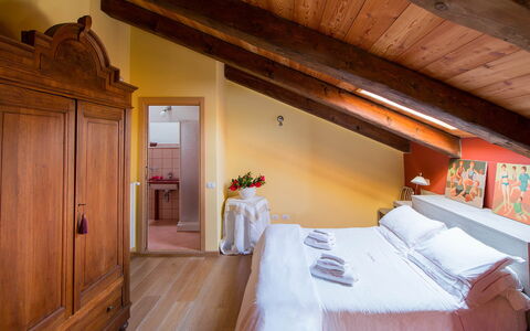 Mariuccia 3: Interior Design, Furniture, Ceiling, Floor, Bedroom, Flooring, Bed, Home, Room, Bed Sheet