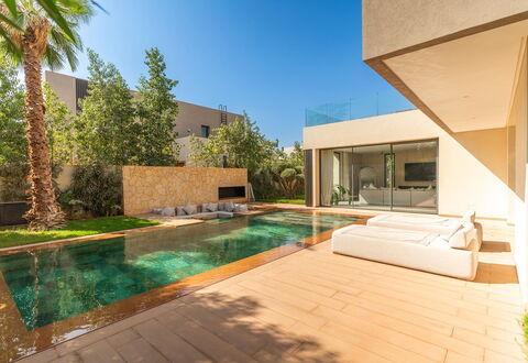 Villa Hamza: Swimming Pool, Resort, Eco Hotel, Estate, Landscaping, Villa, Hotel, Backyard, Hacienda