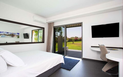 Villa Malika: Resort, Design, Swimming Pool, Hotel, Outdoor Furniture, Eco Hotel, Balcony, Penthouse Apartment