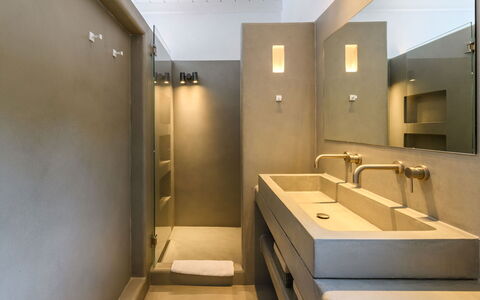 Villa Atlante: Wall, Flooring, Interior Design, Plumbing Fixture, Bathroom Sink, Bathroom, Floor, Sink, Tap, Plumbing