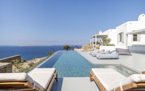 Villa Atlante: Sea, Coastal And Oceanic Landforms, Coast, Ocean, Resort, Swimming Pool, Villa, Beach, Seaside Resort, Resort Town