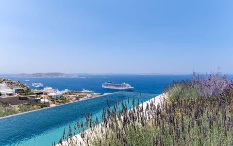 Villa Achille: Blue, Sea, Coast, Swimming Pool, Resort Town, Resort, Bay, Seaside Resort, Villa
