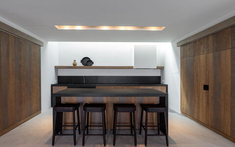 Villa Pegaso: Interior Design, Wood, Flooring, Furniture, Ceiling, Floor, Lighting, Kitchen, Home, Countertop