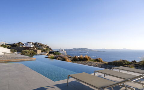 Villa Teseo: Swimming Pool, Sea, Coast, Bay, Promontory, Resort, Headland, Resort Town, Tropics
