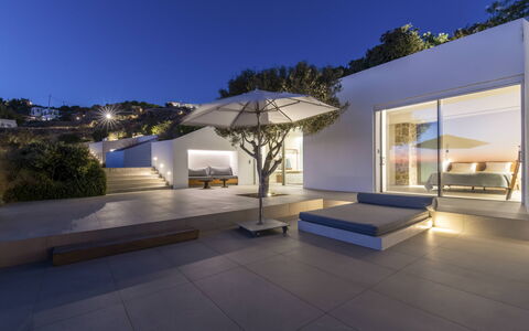 Villa Teseo: Architecture, Home, Shade, Estate, Concrete, Eco Hotel, Garden, Landscaping, Villa, Courtyard