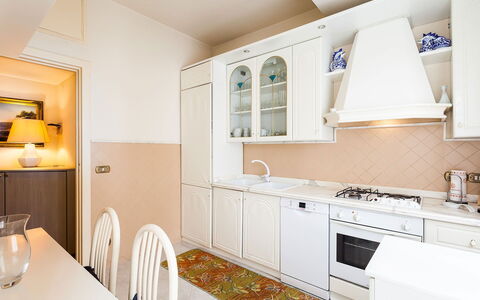 Casa Azul: Kitchen, Interior Design, Flooring, Major Appliance, Countertop, Kitchen Appliance, Wood, Floor, Cabinetry, Furniture