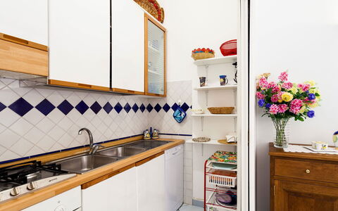 Casa Dorothea 1: Kitchen, Flooring, Interior Design, Countertop, Major Appliance, Kitchen Appliance, Cabinetry, Floor, Room, Home