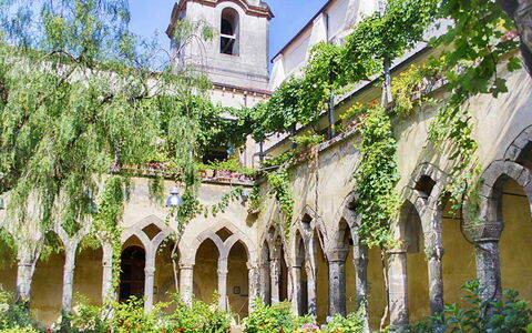 Casa Gina: Shrub, Arch, Garden, Hacienda, Courtyard, Yard, Arcade, Estate, Landscaping, Abbey
