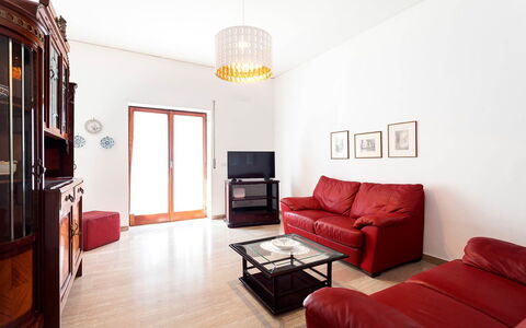 Casa Gina: Furniture, Interior Design, Flooring, Floor, Wall, Couch, Wood, Room, Living Room, Ceiling