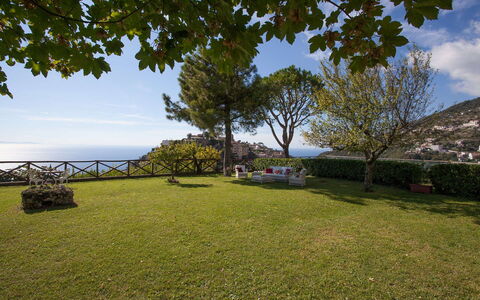 Casa Ravello with Garden: Garden, Sea, Ocean, Lawn, Coast, Landscaping, Shade, Tropics, Evergreen