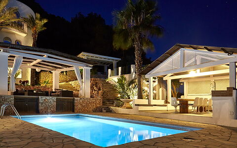 Villa Ariel: Swimming Pool, Resort, Floor, Furniture, Outdoor Furniture, Eco Hotel, Composite Material, Chair, Shade, Estate