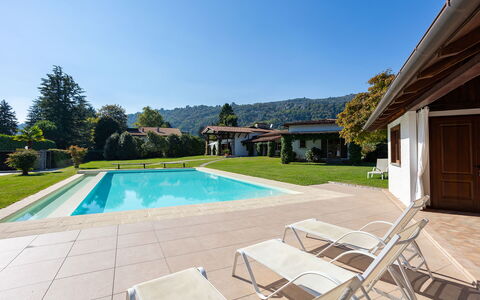 Villa Brin: Swimming Pool, Resort, Farmhouse, Estate, Eco Hotel, Hacienda, Cottage, Lawn, Villa, Garden