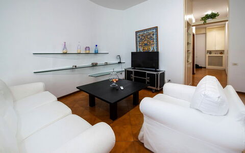 Apartment Alan: Furniture, Interior Design, Couch, Flooring, Floor, Room, Living Room, Ceiling, Table, Television