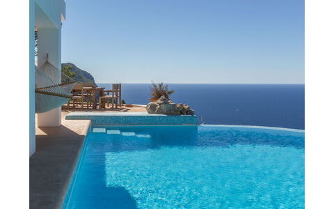 Can Lorenzo: Blue, Water, Body Of Water, Sea, Swimming Pool, Coastal And Oceanic Landforms, Coast, Ocean, Resort, Leisure