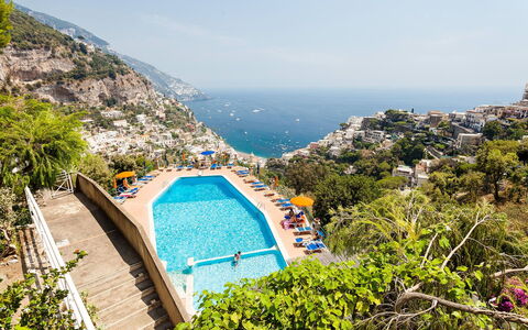 Casa Dorothea 3: Resort Town, Swimming Pool, Resort, Mountain Village, Seaside Resort
