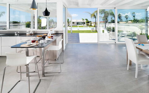 Casa Sunshine: Furniture, Flooring, Interior Design, Floor, Chair, Kitchen & Dining Room Table, Table, Tile, Ceiling, Kitchen