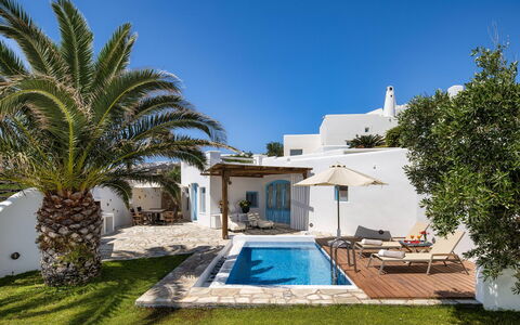 Guest House Livas: Swimming Pool, Resort, Outdoor Furniture, Sunlounger, Shade, Eco Hotel, Chair, Villa, Hotel