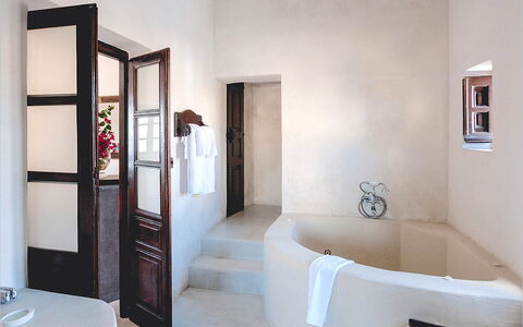 Mansion Kyani: Flooring, Wall, Interior Design, Floor, Ceiling, Plumbing Fixture, Bathroom, Lighting, Room, Light Fixture