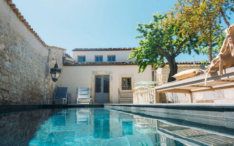 Villa Acreide: Swimming Pool, Hotel