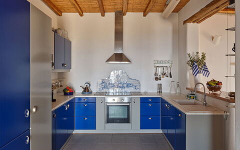 Villa Amaca: Kitchen, Interior Design, Flooring, Countertop, Ceiling, Kitchen Appliance, Lighting, Furniture, Home, Major Appliance