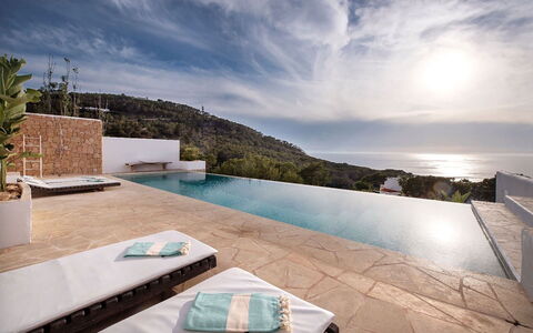 Villa Arenas: Swimming Pool, Resort, Tropics, Outdoor Furniture, Bedroom, Hotel, Bedding, Villa