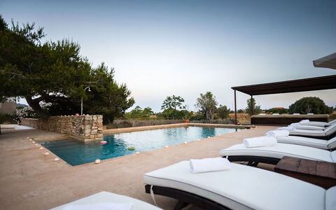 Finca Tonia: Swimming Pool, Sunlounger, Outdoor Furniture, Resort, Chaise Longue, Hotel, Eco Hotel, Villa