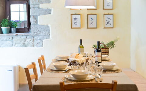 Villa Beatrice: Furniture, Interior Design, Chair, Table, Dining Room, Wood, Kitchen & Dining Room Table, Tableware, Flooring, Ceiling