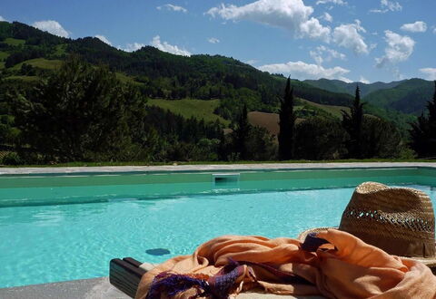 Villa Beatrice: Mountainous Landforms, Mountain, Hill, Leisure, Summer, Swimming Pool, Mountain Range, Recreation, Vacation, Outdoor Furniture