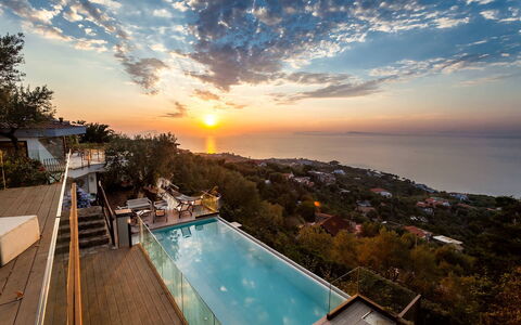 Villa Davide: Water, Swimming Pool, Resort, Leisure, Dusk, Eco Hotel, Evening, Resort Town, Hotel, Vacation