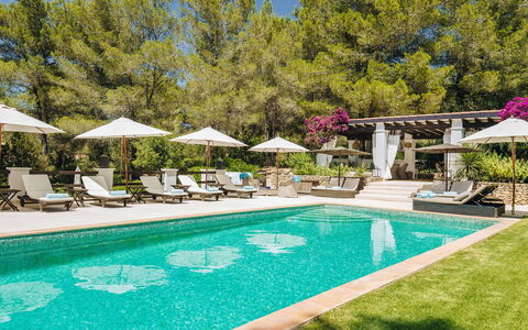 Villa Gold: Swimming Pool, Resort, Outdoor Furniture, Sunlounger, Eco Hotel, Umbrella, Shade, Leisure, Garden, Landscaping