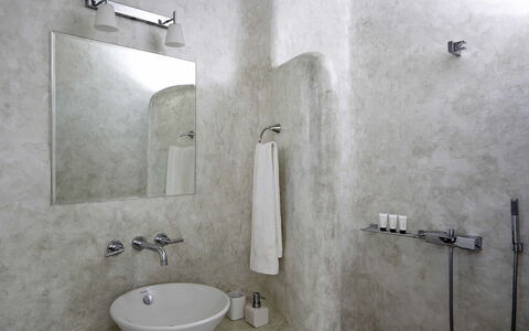 Villa Helios: Wall, Plumbing Fixture, Interior Design, Tap, Flooring, Sink, Bathroom, Bathroom Sink, Plumbing, Floor