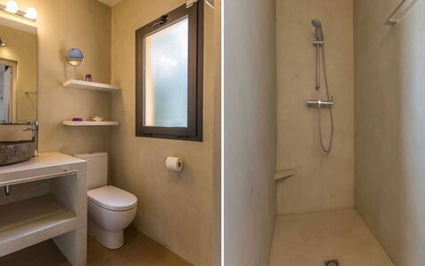 Villa Luanda: Bathroom, Toilet Seat, Plumbing Fixture, Wall, Toilet, Sink, Bathroom Sink, Flooring, Floor, Interior Design