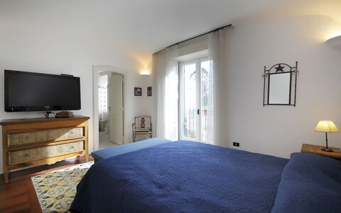 Villa Marion: Furniture, Bed, Interior Design, Bedroom, Wall, Flooring, Bed Sheet, Floor, Bedding, Wood