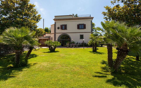 Villa Polluce: Home, Estate, Hacienda, Garden, Yard, Lawn, Mansion, Driveway, Villa, Landscaping