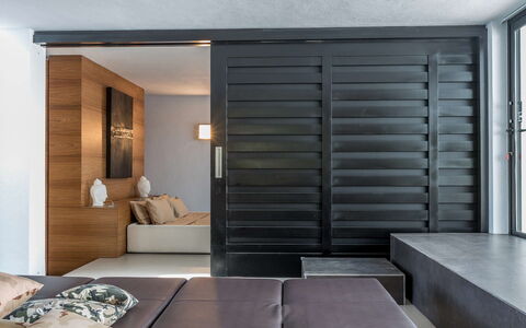 Villa Tomsk: Furniture, Interior Design, Flooring, Wood, Floor, Lighting, Bed, Door, Room, Bedroom