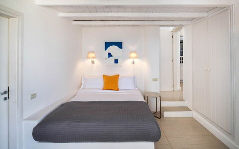 Villa Tramountana: Wall, Interior Design, Bedroom, Flooring, Ceiling, Floor, Bed, Apartment, Furniture, Home