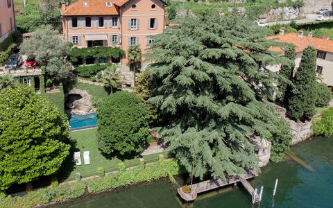 Villa Traversi: Residential Area, House, Home, Shrub, Human Settlement, Garden, Estate, Apartment, Hacienda