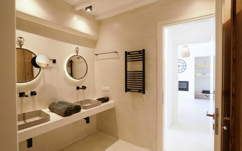 Villa Veneta: Wall, Interior Design, Flooring, Plumbing Fixture, Floor, Ceiling, Lighting, Light Fixture, Sink, Bathroom