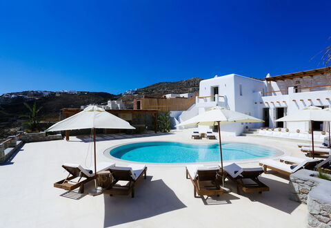 Villa Veneta: Swimming Pool, Resort, Outdoor Furniture, Eco Hotel, Hotel, Estate, Villa, Resort Town, Umbrella, Sunlounger