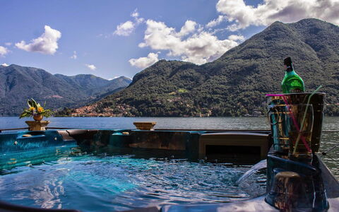 Villa Virginia: Water, Mountainous Landforms, Mountain, Hill, Mountain Range, Swimming Pool, Leisure, Boat, Resort, Hill Station