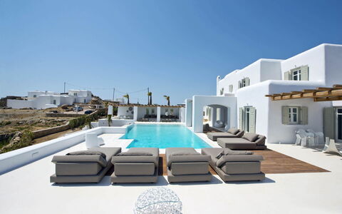 Villa Zinovia: Apartment, Swimming Pool, Hotel, Villa, Penthouse Apartment