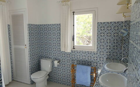 Villa Roxy: Flooring, Interior Design, Floor, Plumbing Fixture, Toilet Seat, Bathroom, Toilet, Tile, Sink, Plumbing